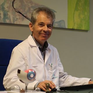 Francisco Javier Cruz Espinosa, Oftalmólogo Algeciras