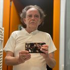 Dr. Carlos Vallvé González