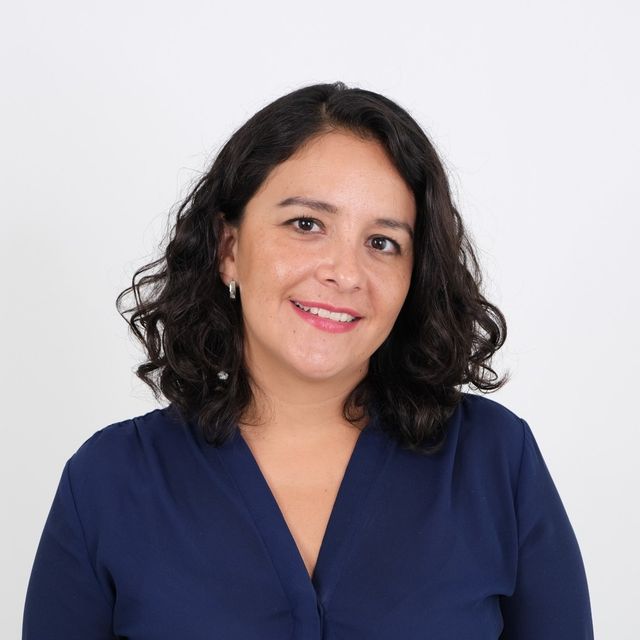 Isabel Solís, Psicólogo Mataró