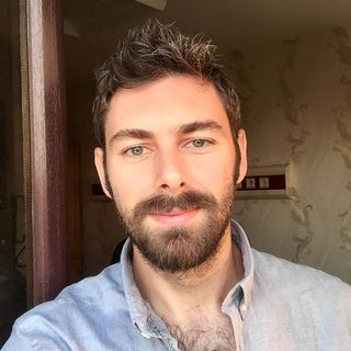 Murad Gezer, Kadın Hastalıkları Ve Doğum Üsküdar