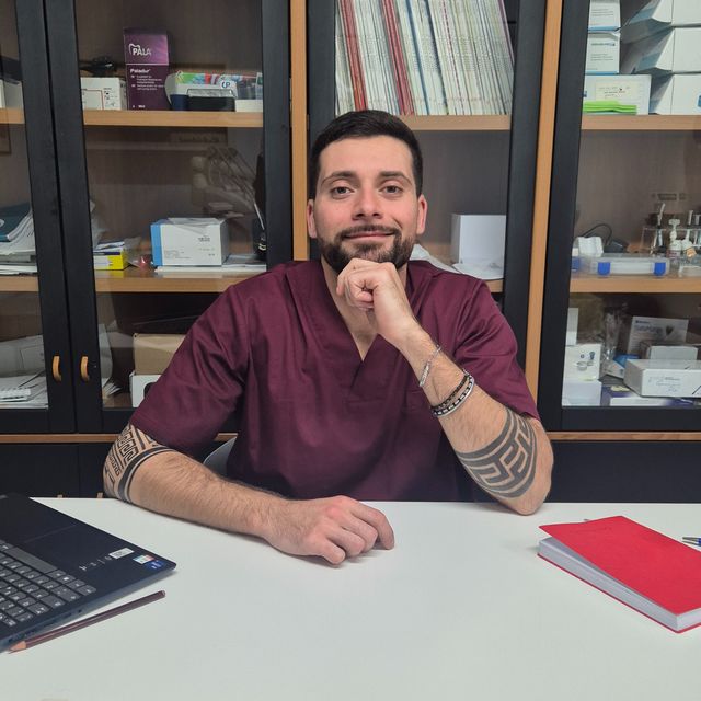 Dario Diana, dentista Aversa