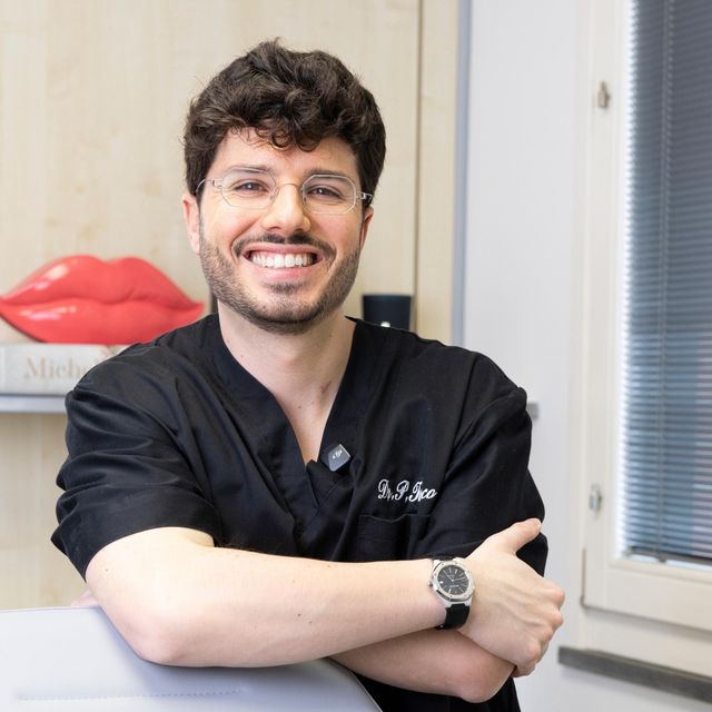 Piergiorgio Turco, chirurgo plastico Napoli