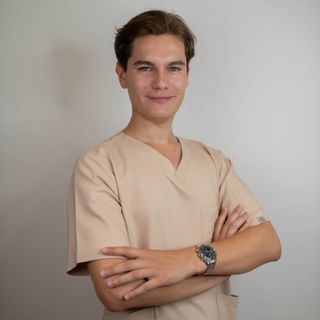 lek. dent. Alexander Rzytki