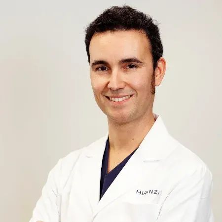 Cayetano Domínguez Ruíz, Oftalmólogo Fuengirola