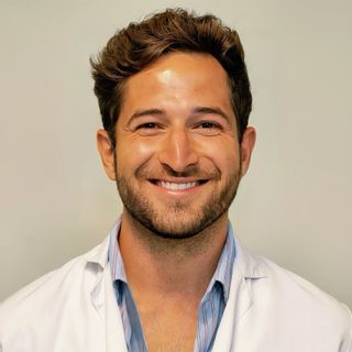 Acercar imagen: Nicolás de Loredo, Médico de familia Barcelona
