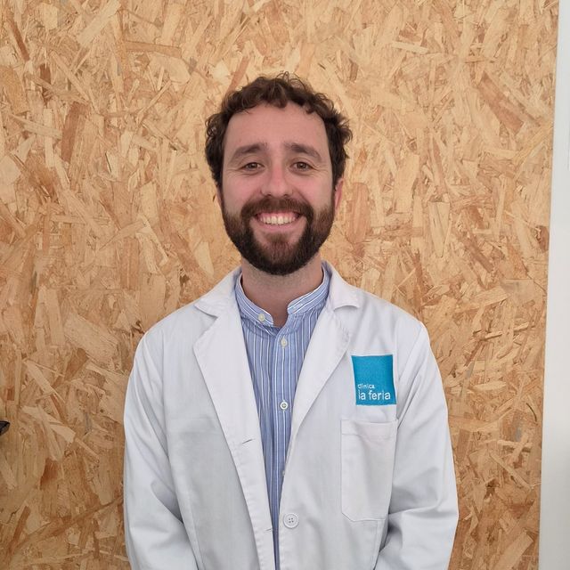 Víctor Fuster Gomis, Ginecólogo Elda