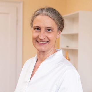 Nicole Menzel, Orthopäde & Unfallchirurg Wiesbaden