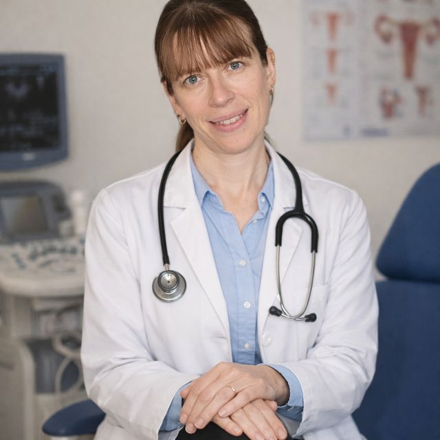 Aleksandra Kovaleva Irishina, Ginecólogo Madrid