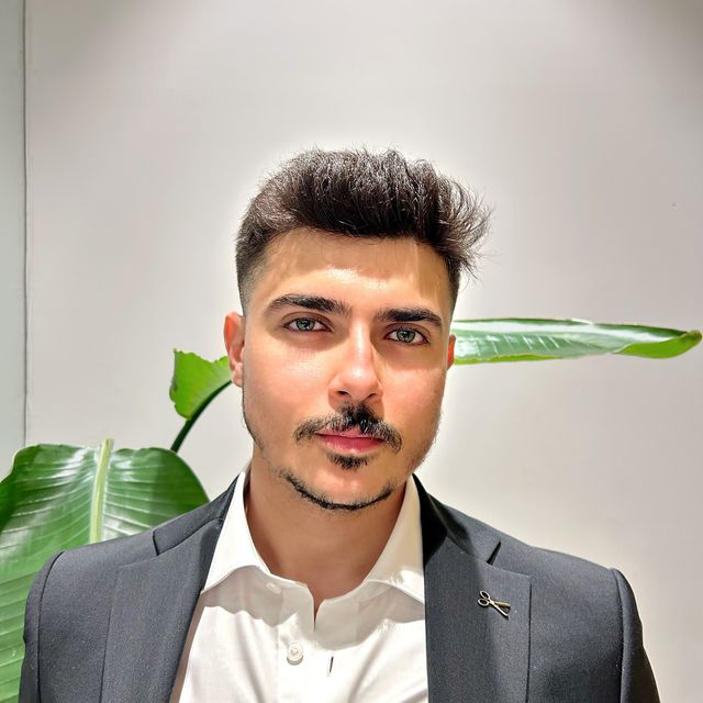 Ömer Faruk Acar, Diş Hekimi Diyarbakır