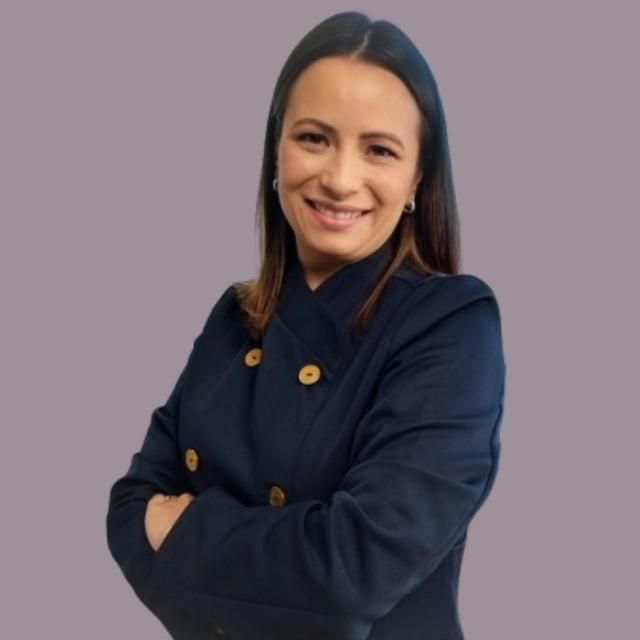Dra. Alini Cunha - Ginecologista em Lisboa