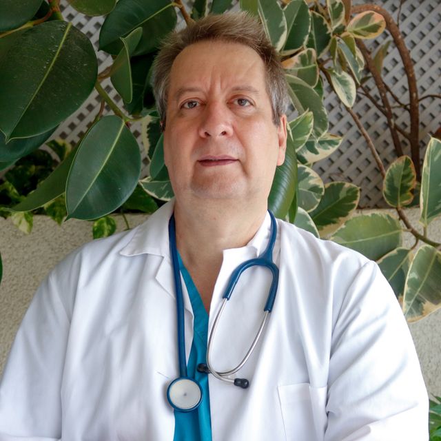 Luis Perez Houttman, Médico general Alhaurin de la Torre