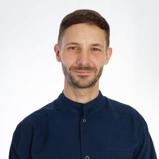 Powiększ obraz: Tomasz Handy, fizjoterapeuta dziecięcy Katowice