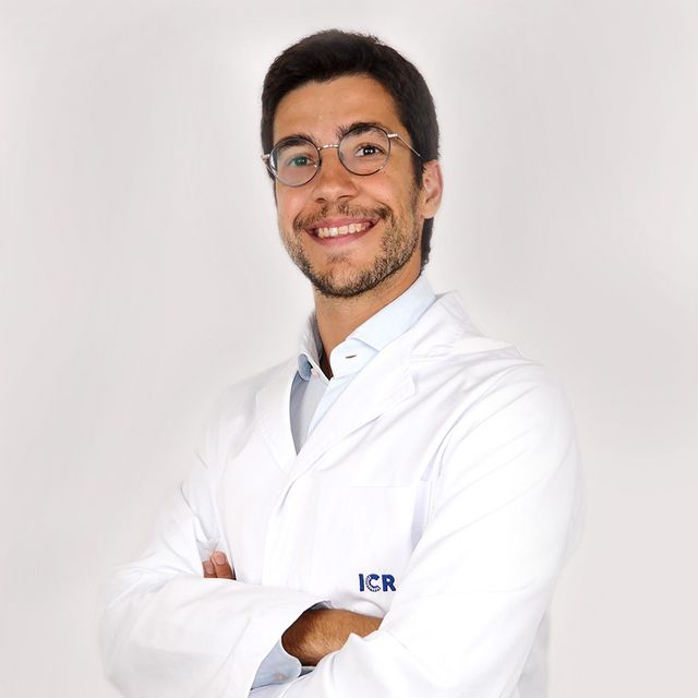 Alejandro Alcaide, Médico general Barcelona