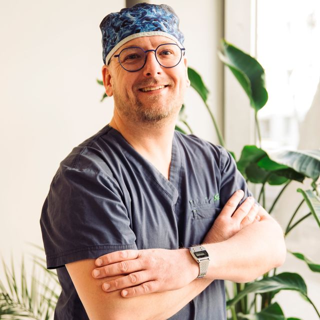 Witold Szindler, stomatolog Warszawa