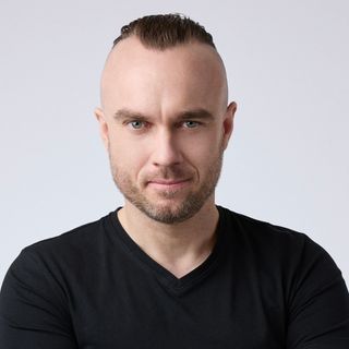 Powiększ obraz: Bartosz Machnik, psychoterapeuta Kraków