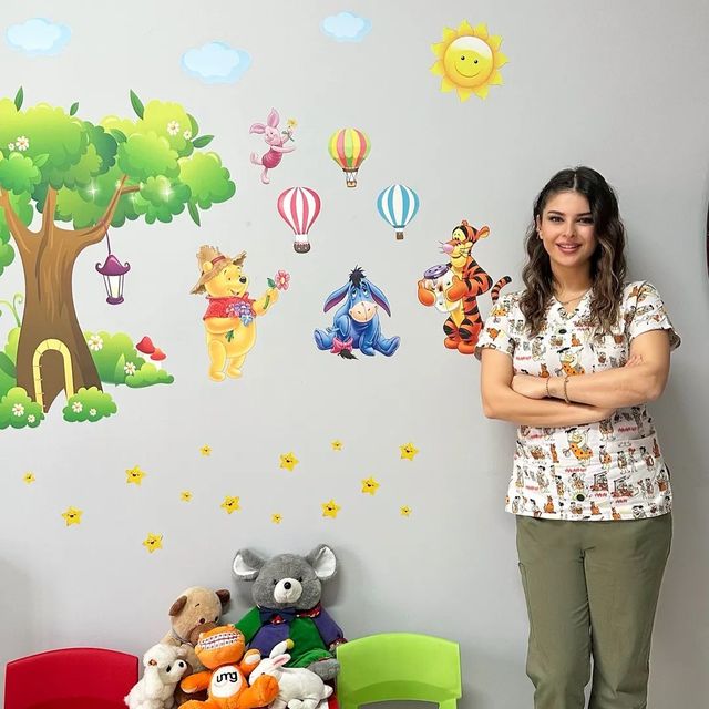 Hande Tekin Yaşar, Çocuk Diş Hekimliği (Pedodonti) Isparta