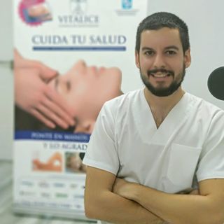 Acercar imagen: Ángel Sánchez Pardo, Fisioterapeuta Murcia