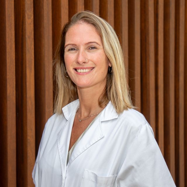 Lucía Mendoza, Médico general Barcelona