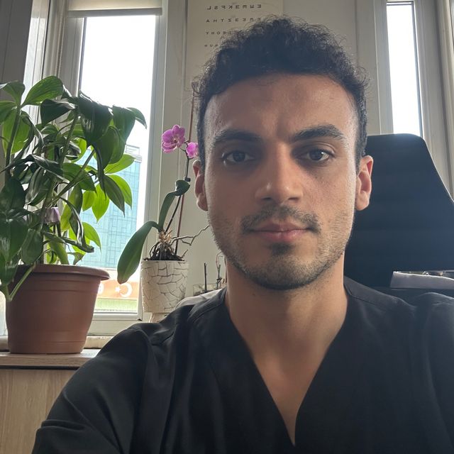 Emin Pınar, Pratisyen Esenyurt