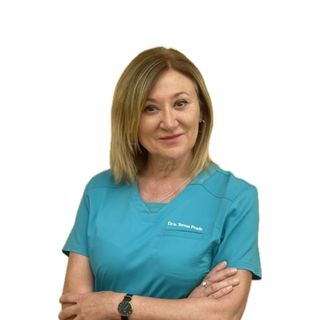 Teresa Prado Llamas, Médico estético León