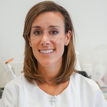 Cristina Fernández Menéndez, Dentista Madrid