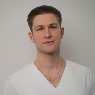 Powiększ obraz: Łukasz Macutkiewicz, lekarz wykonujący zabiegi medycyny estetycznej Łódź