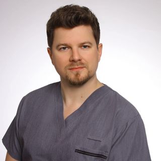 Powiększ obraz: Dawid Suda, ginekolog Częstochowa