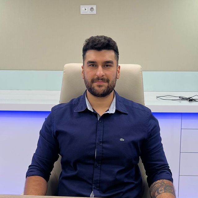 Özgü Özlük, Psikoloji İstanbul