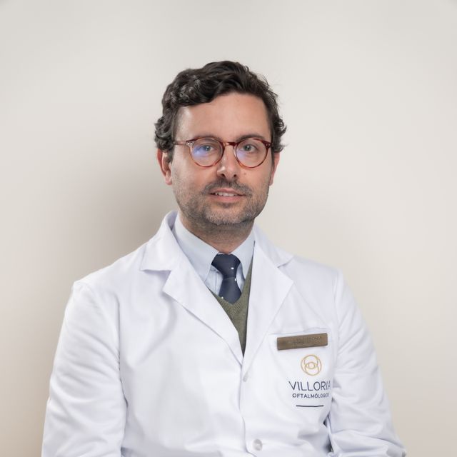 Alvaro Velázquez Villoria, Médico estético Pontevedra