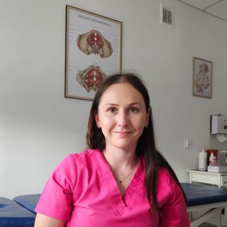 Powiększ obraz: Ewelina Kostarczyk, fizjoterapeuta Kraków