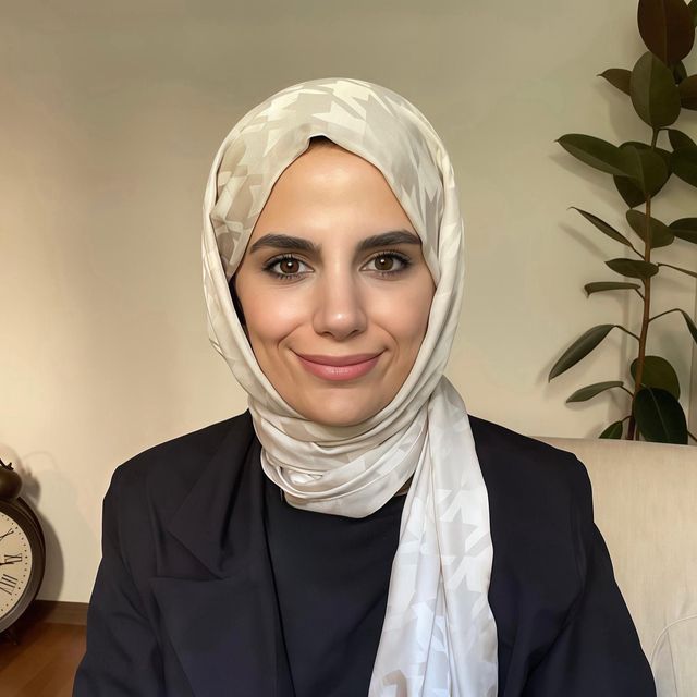 Elif Özaydın, Psikoloji İstanbul