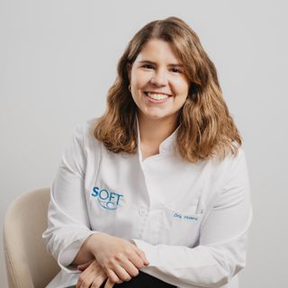 Acercar imagen: Mercedes Molero Senosiain, Oftalmólogo Madrid