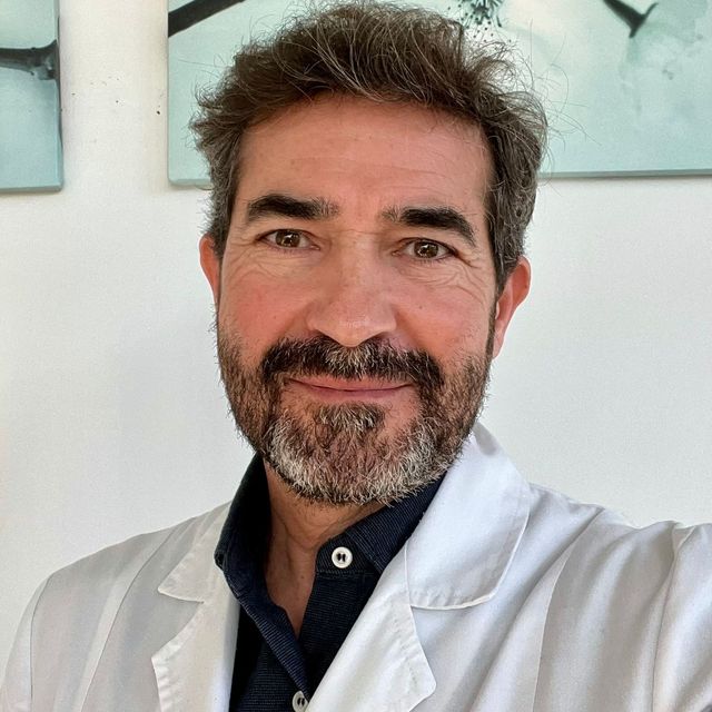 Antonio Martín, Médico general Montequinto