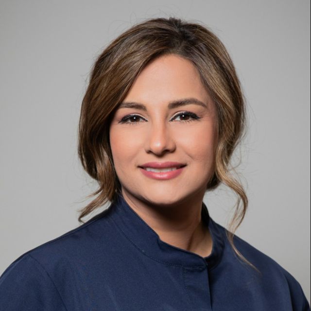 Shakoura Mokabberi, Zahnarzt Berlin