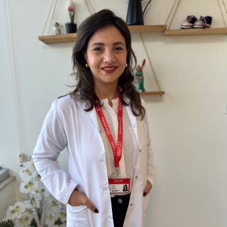 Resmi büyüt: Leyla Asker, Kadın Hastalıkları Ve Doğum Yüreğir