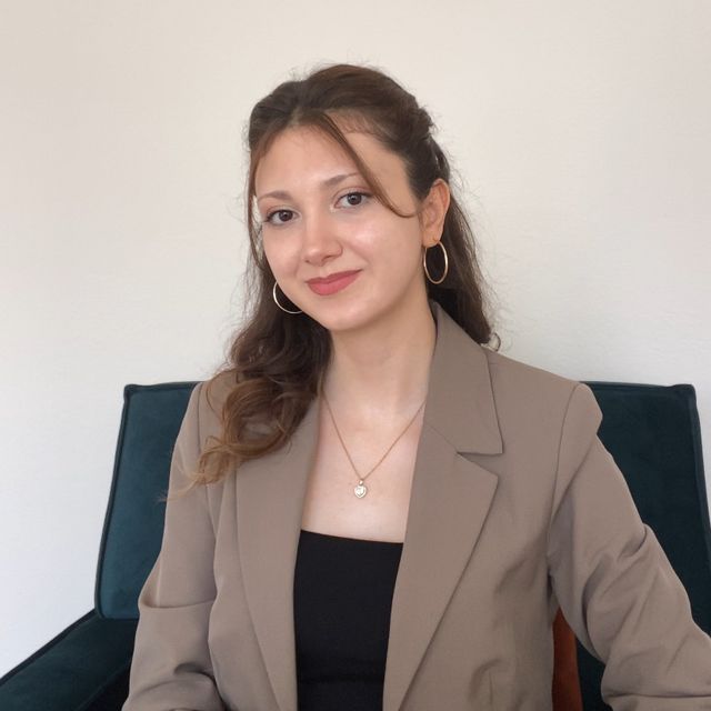 Zeynep Betül Yacel, Psikoloji Ankara