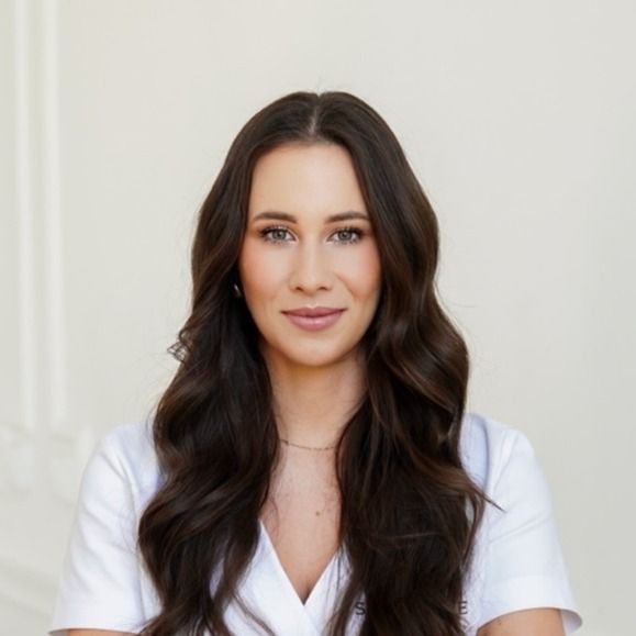 Katarzyna Kosecka, lekarz wykonujący zabiegi medycyny estetycznej Warszawa