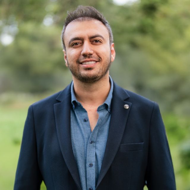 Deniz Dolaş, Psikiyatri İstanbul