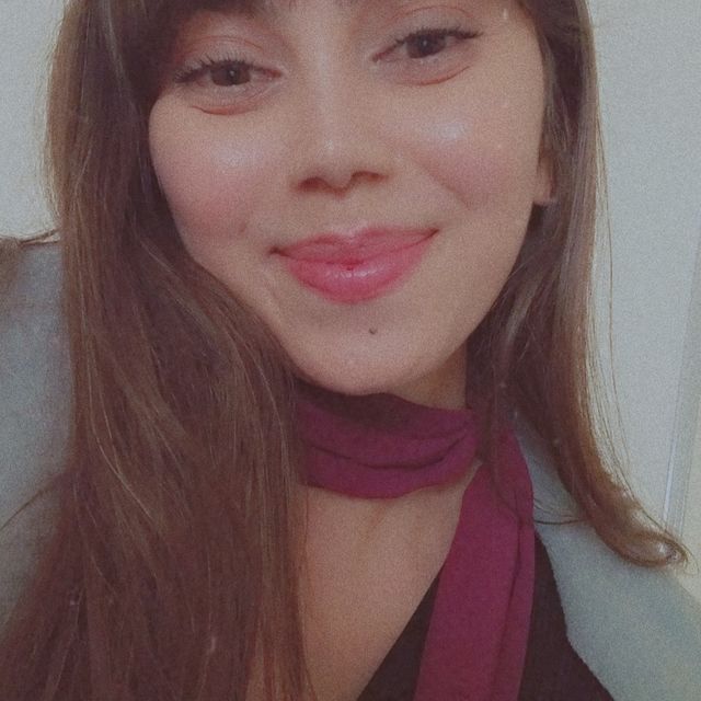 Dilara Alavi, Psikoloji Bayraklı