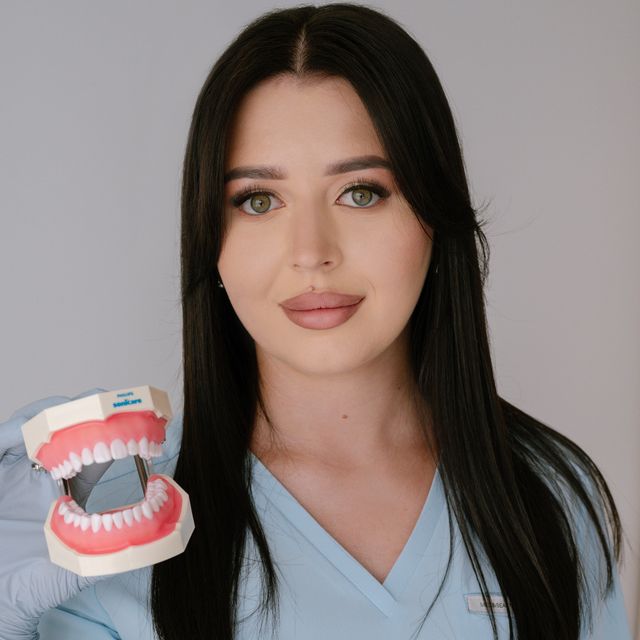 Anna Jaromin, higienistka/higienista stomatologiczny Kraków