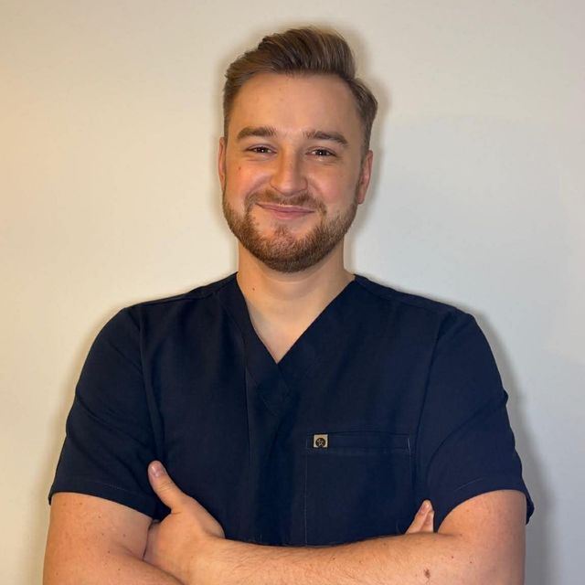 Szymon Budziński, stomatolog Gliwice