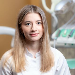 Powiększ obraz: Paulina Zawiła , stomatolog Wrocław