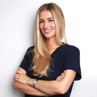 Powiększ obraz: Karolina Świstak, lekarz bez specjalizacji Kraków