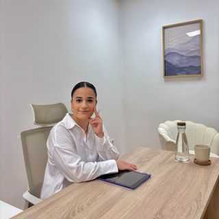 Acercar imagen: Ainhoa Calvente Moreno, Psicólogo Granada