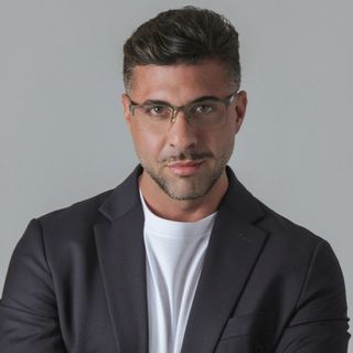 Federico Cucci Rendón, Médico general Marbella