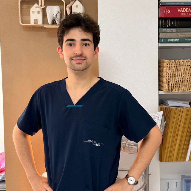 Lucas Rubio Quiroga, Dentista O Carballiño