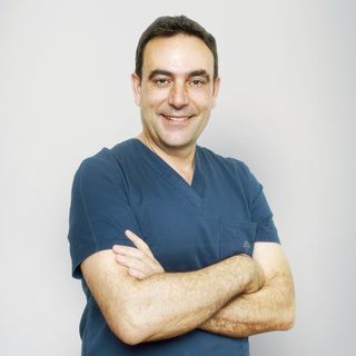 Ingrandire l'immagine: Antonio Toesca, senologo Milano