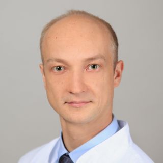 Powiększ obraz: Wojciech Orczyk, neurochirurg Września