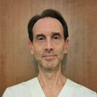 Ingrandire l'immagine: Antonio De Totero, dentista Capannori