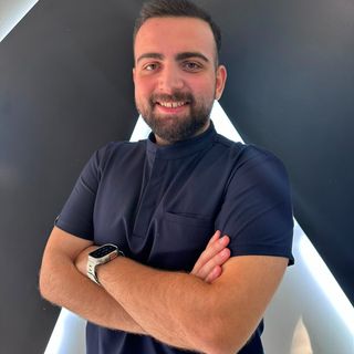 Arman Kutay Arol, Diş Hekimi İstanbul
